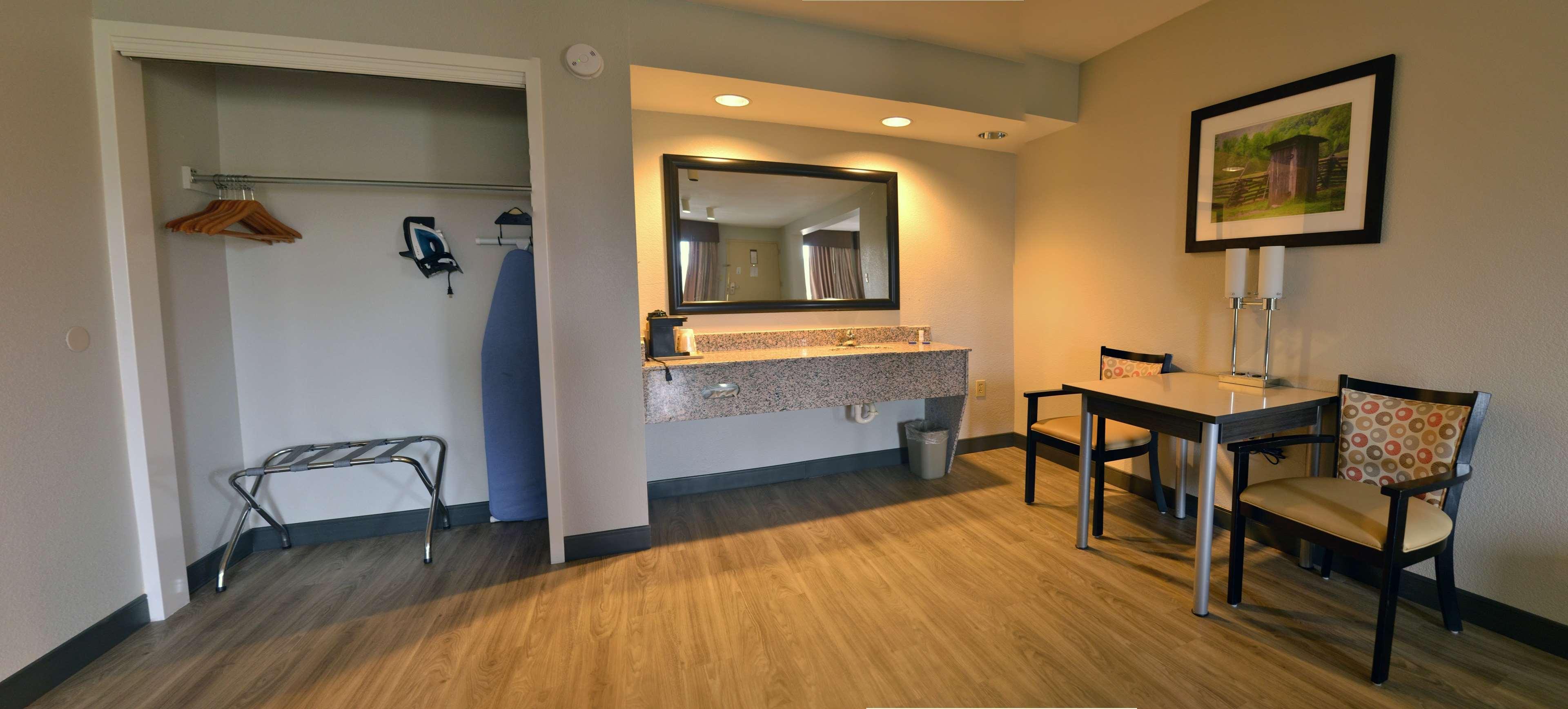 Best Western Cades Cove Inn Townsend Bagian luar foto