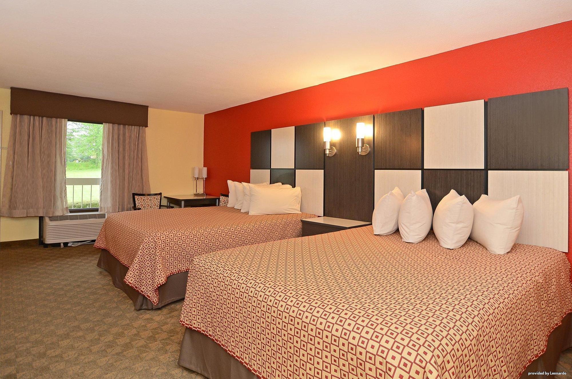 Best Western Cades Cove Inn Townsend Ruang foto